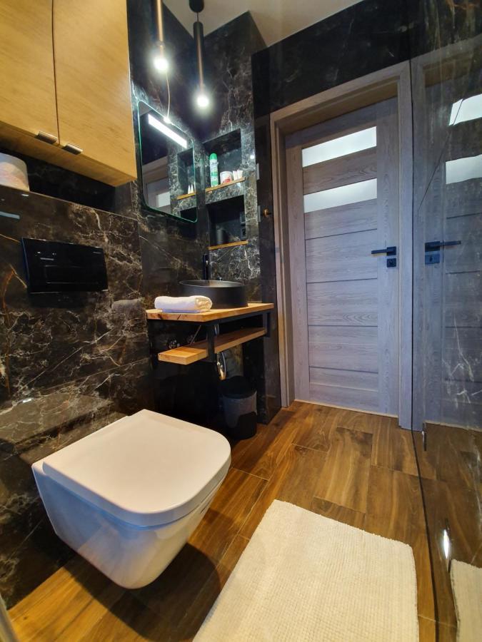 Galaxy Apartments สวูพสค์ ภายนอก รูปภาพ